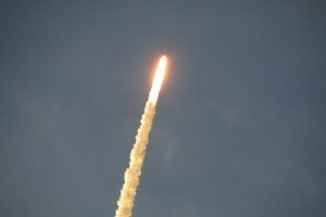 Guayana francesa. El centro espacial. Satélite.