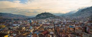 Quito desde la Basílica del Voto Nacional