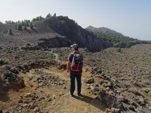 Cráter de Hoyo Negro. Ruta de los volcanes