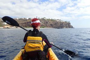 Kayakeando por Santiago, al sur de la Gomera