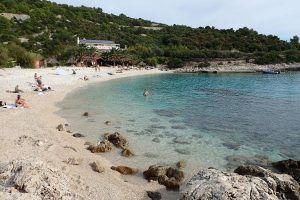 Playa de Pokonji Dol