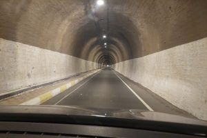 El túnel unidireccional es algo que ver en El Hierro