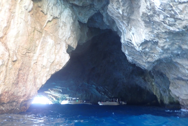 Blue Cave, cerca de Kotor